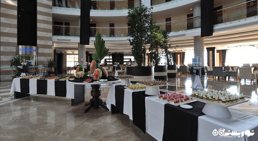 بوفه سلف سرویس هتل لئودیکیا های کلاس